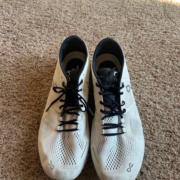 On Running Men's Black and White Athletic Shoes - Picture 1 of 3